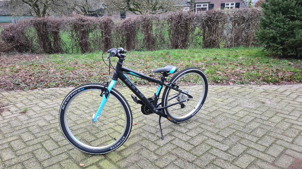 Kinder Mountainbikes - 24 inch Fietsverhuur lunteren verhuur fietsen mountainbike Veluwe elektrische fietsen heide Kinder Mountainbikes - 24 inch Fietsverhuur lunteren verhuur fietsen mountainbike Veluwe elektrische fietsen heide